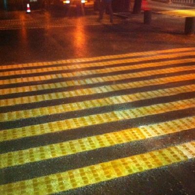 เครื่องตีเส้นจราจรเทอร์โมพลาสติกแบบใช้แบตเตอรี่